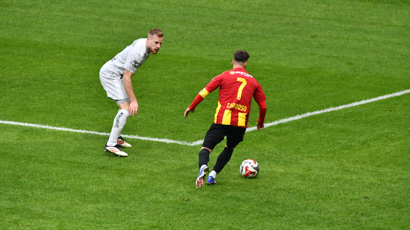 Kocaelispor Kayseri'den 2-1 galip ayrıldı