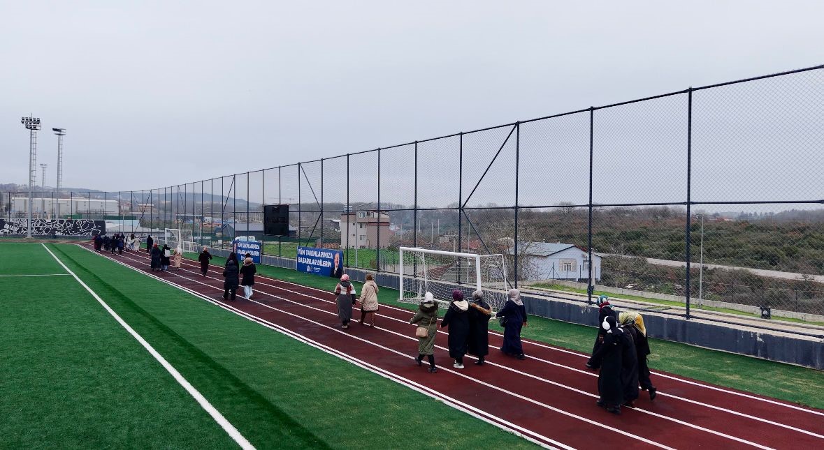 Gebze’de kadınlar sağlıklı yaşam için yürüdü