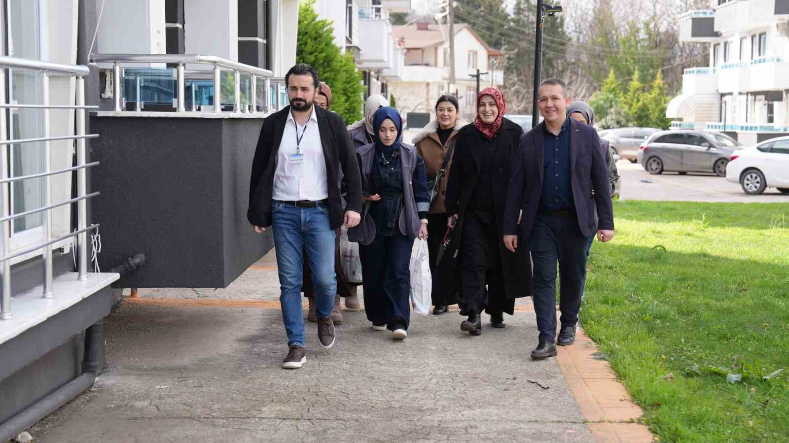 Başiskele’nin "Gönül Bağı" projesi Kandıra Belediyesine örnek oldu
