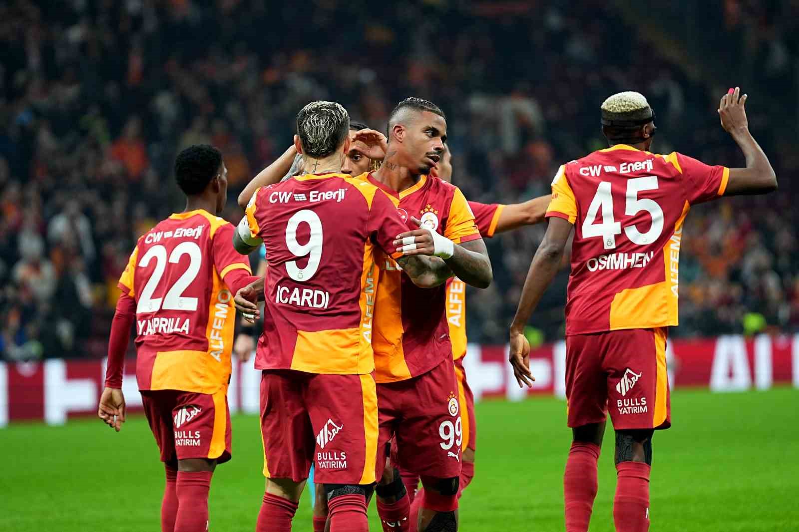 Galatasaray, bu sezon ligde 14. kez 3 ve üstü gol attı
