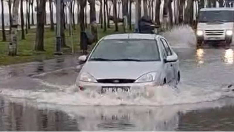 Ncity Otopark alanını su bastı