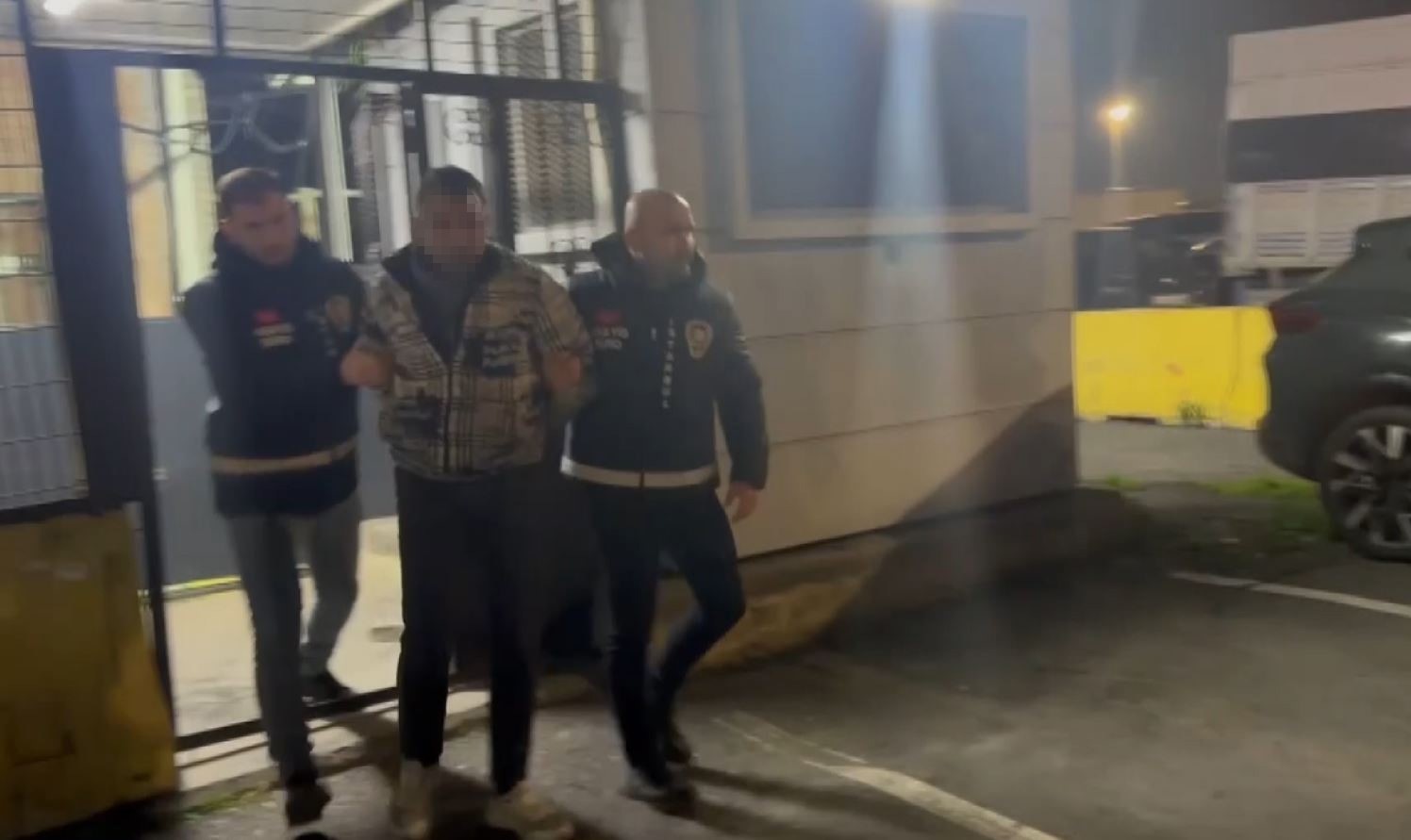 Bayrampaşa’da korkunç cinayet, günlerce olay yerini kontrol etmiş: O anlar kamerada
