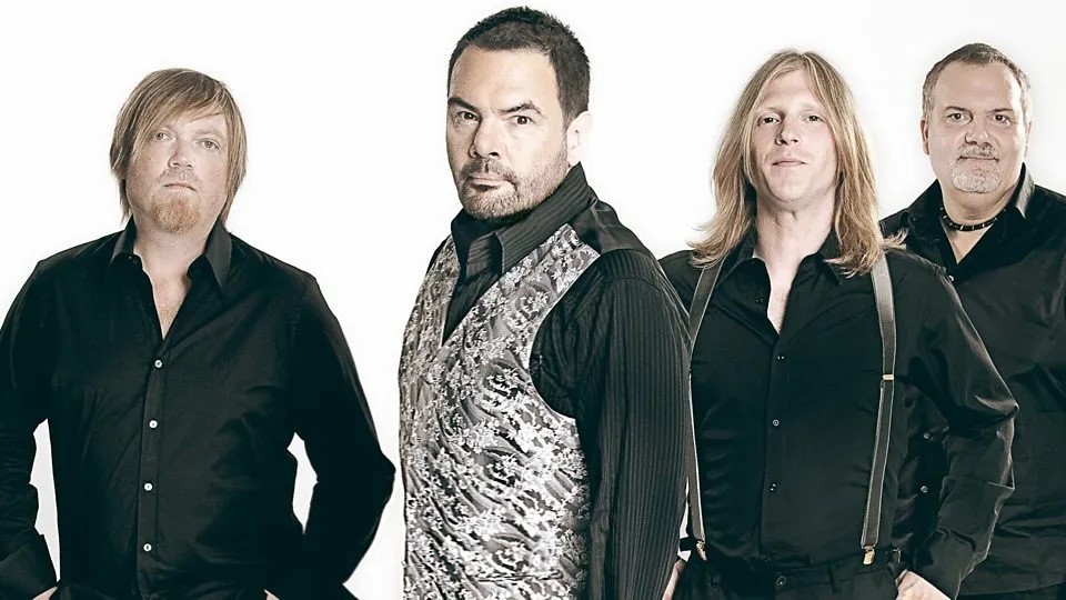 Alphaville, 12 Temmuz’da Harbiye Açıkhava’da sahne alacak
