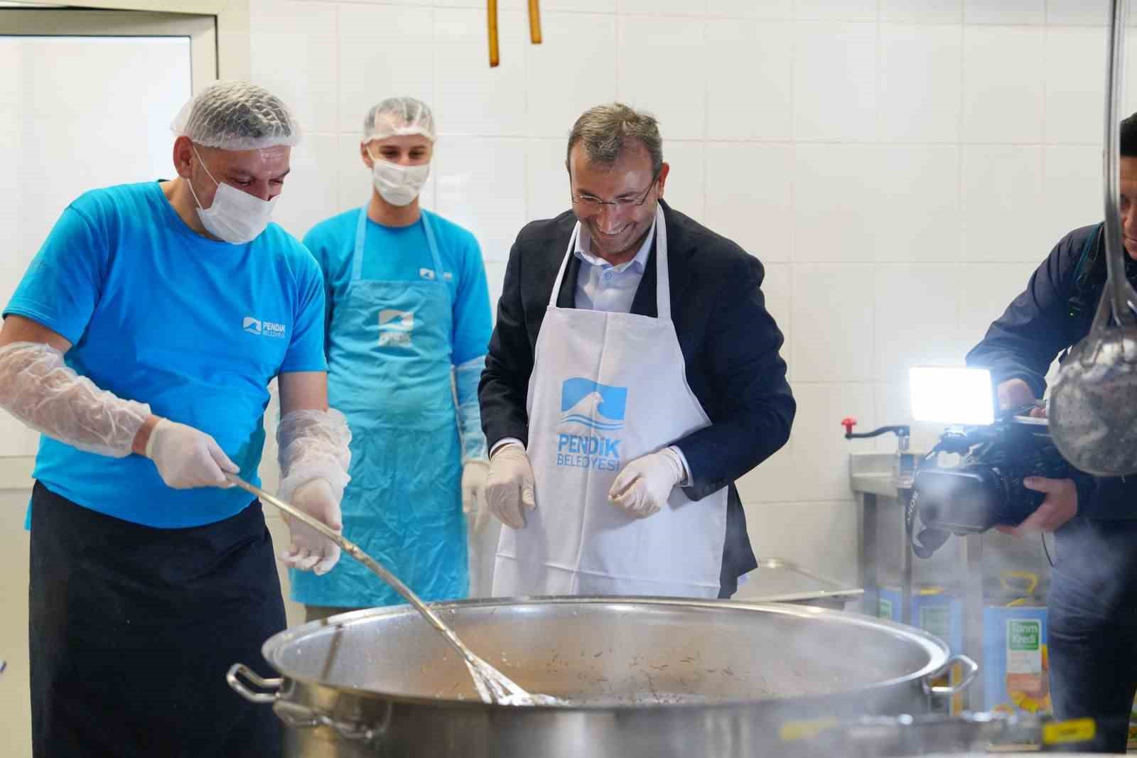 Pendik’te dayanışma ruhu Ramazan’da da yaşatılıyor
