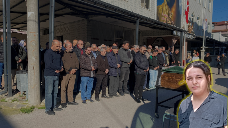 Trafik kazasında ölen kadın toprağa verildi