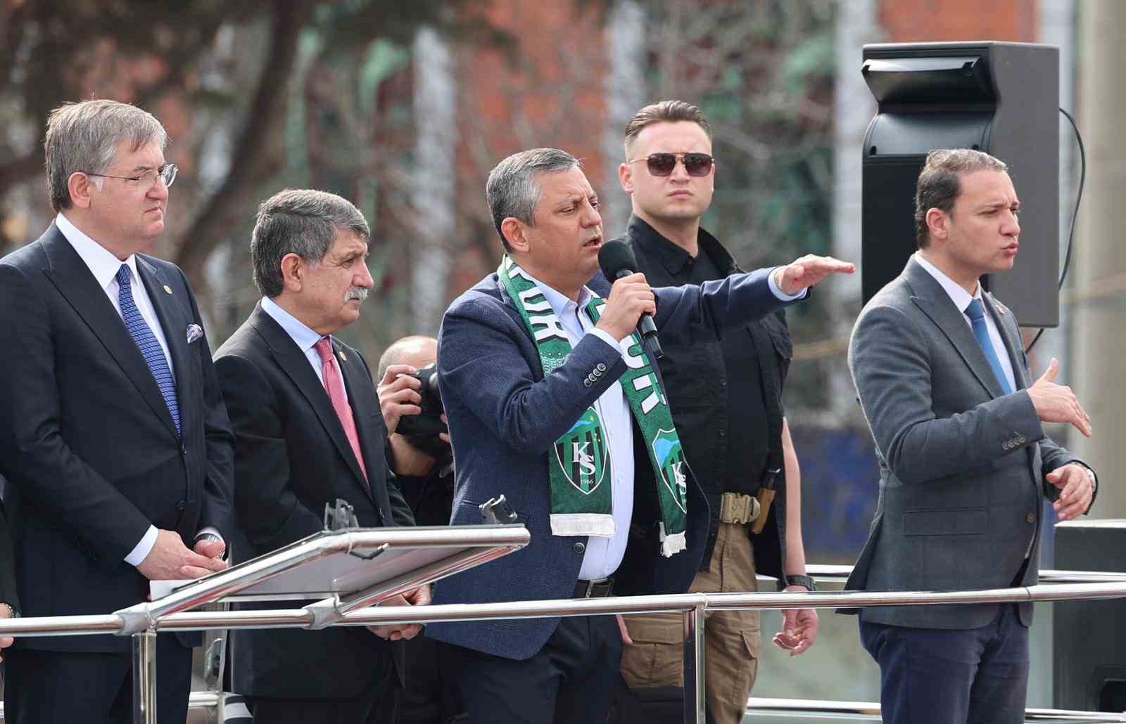 CHP Genel Başkanı Özel: "1999’dan bu yana Kocaeli Büyükşehir Belediyesi’ni kazanamadık ama kusuru kendimizde aradık"