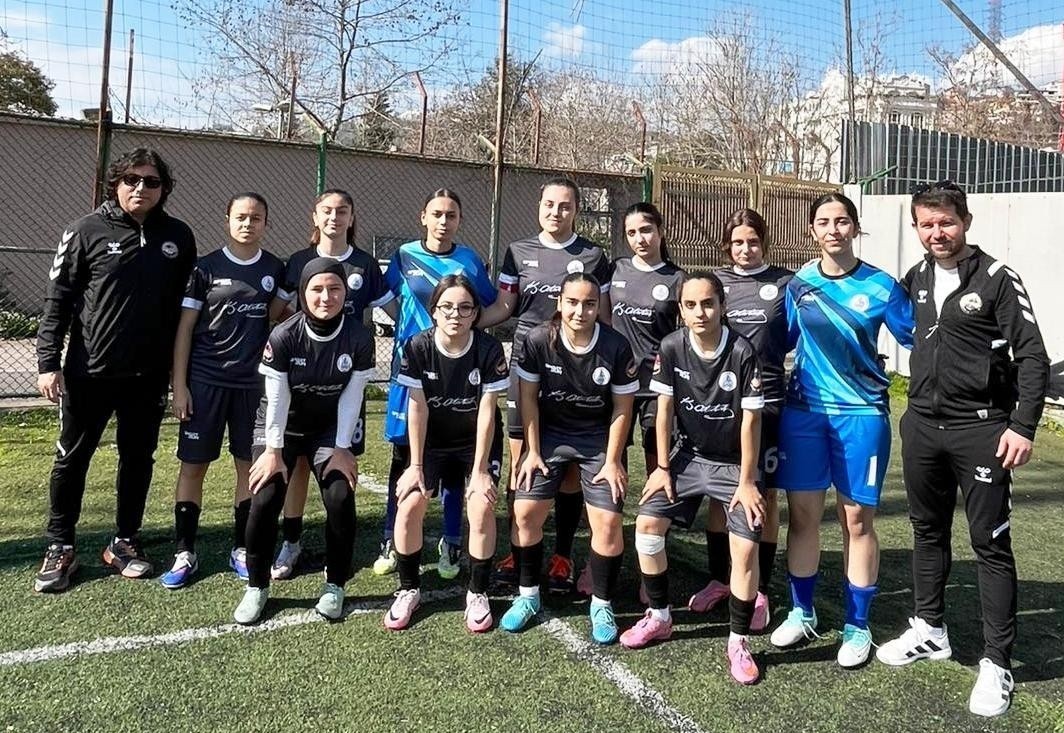 U17 Kadınlar Ligi’nde Körfez’den galibiyet