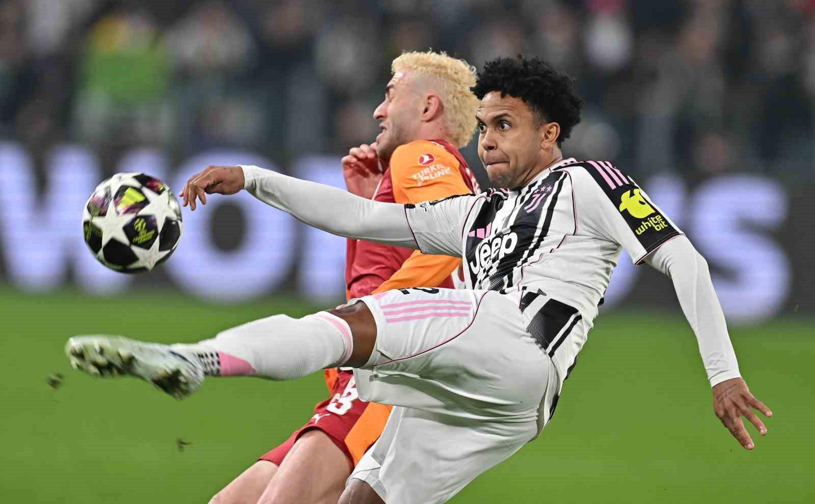 UEFA Şampiyonlar Ligi: Juventus: 1 - Galatasaray: 0 (İlk yarı)
