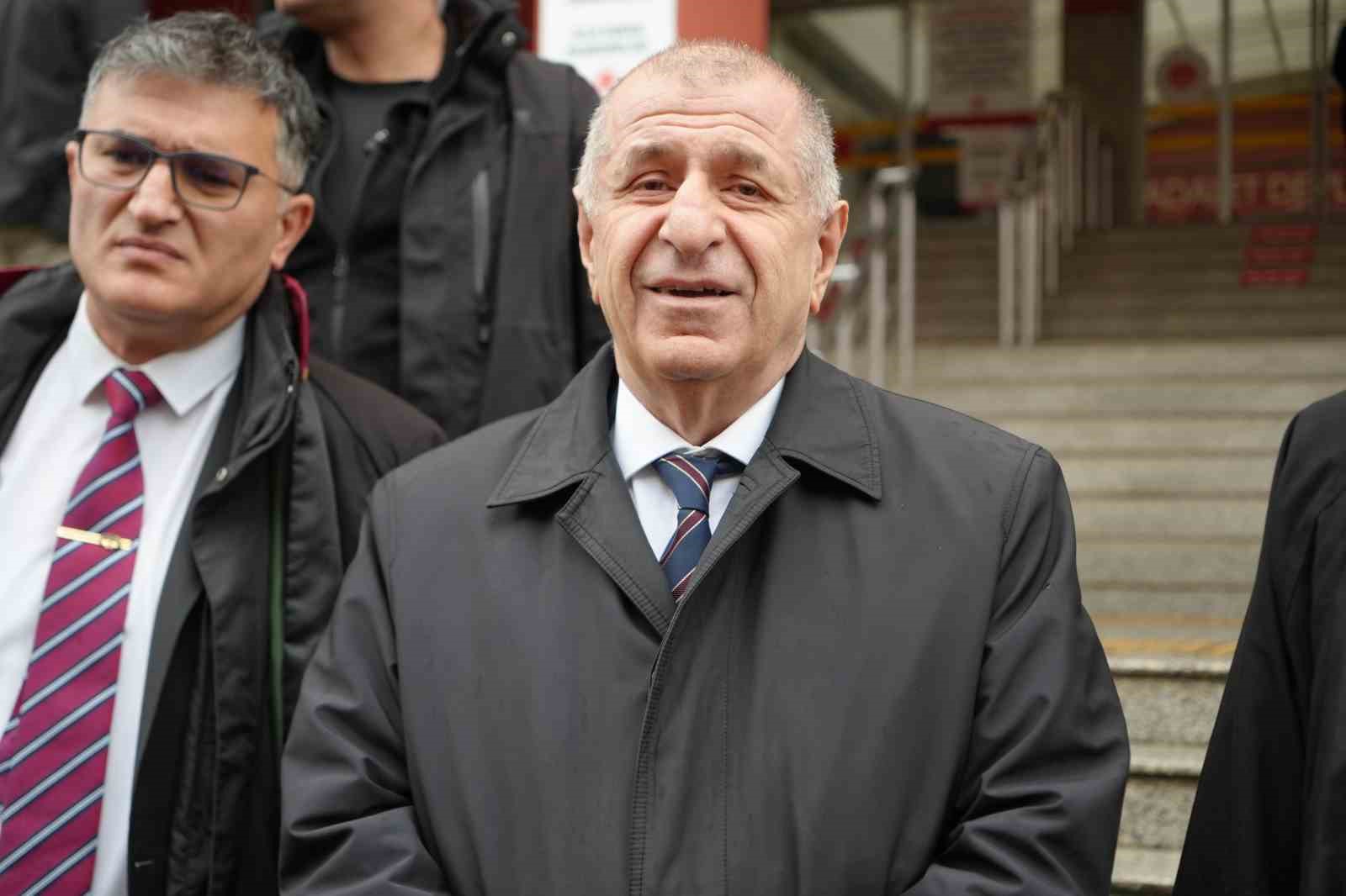 Ümit Özdağ Kocaeli'de hakim karşısına çıktı