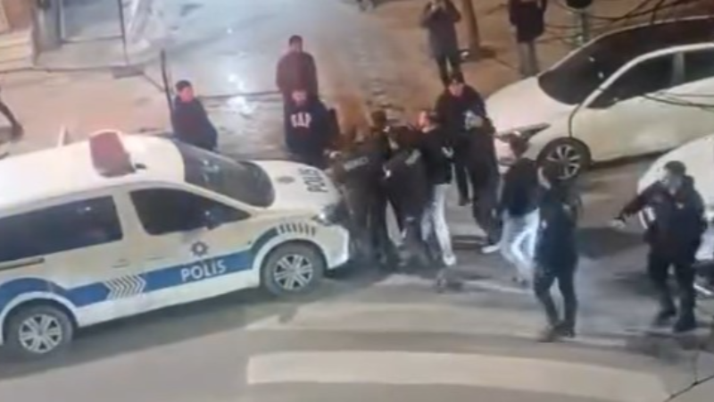 Trafik tartışması bıçaklı kavgaya dönüştü