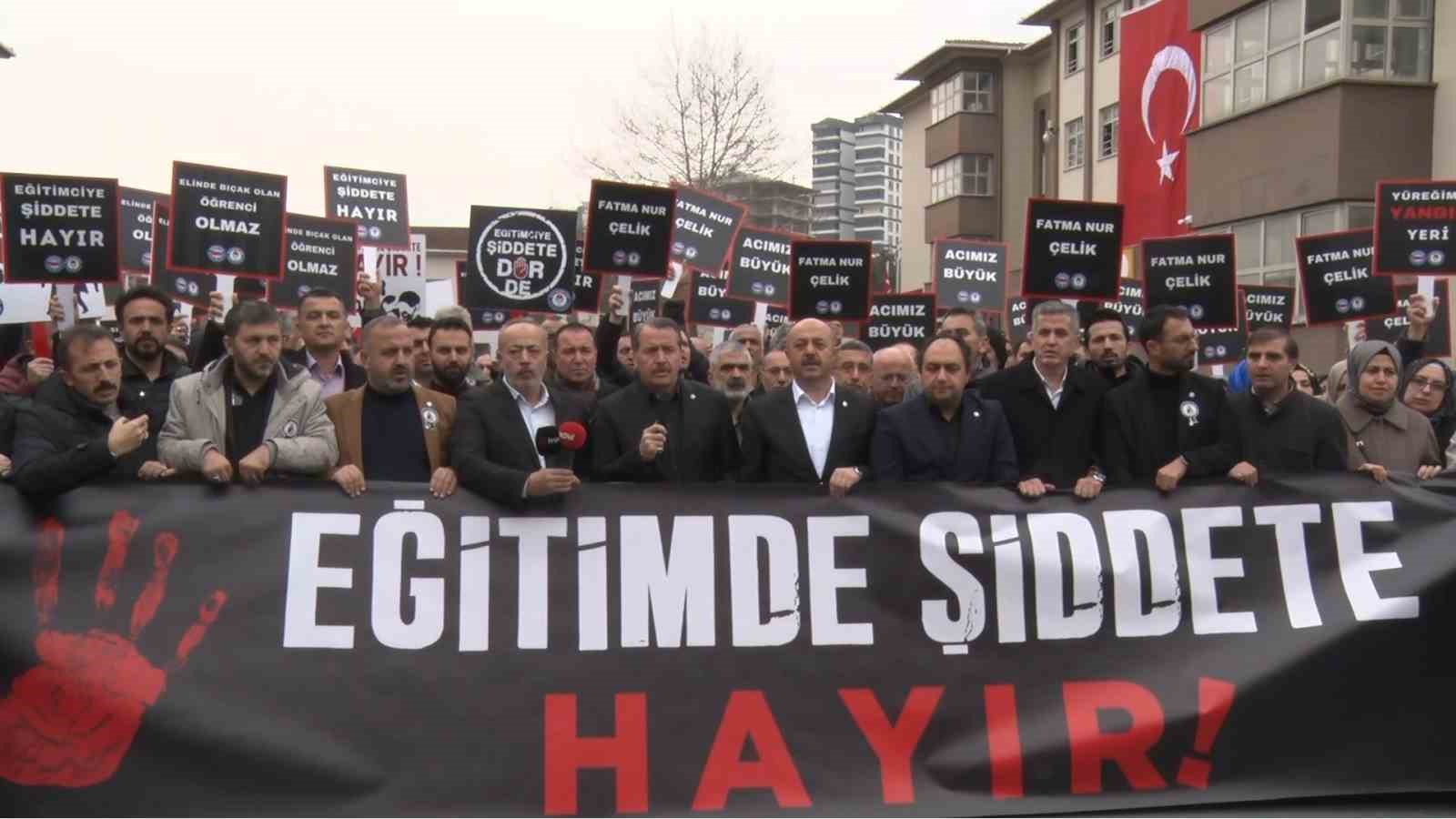 Memur-Sen’den Fatma Nur öğretmenin ardından okullarda can güvenliği çağrısı: "İdareten güvenlik değil, hakikaten güvenlik sağlanmalı"
