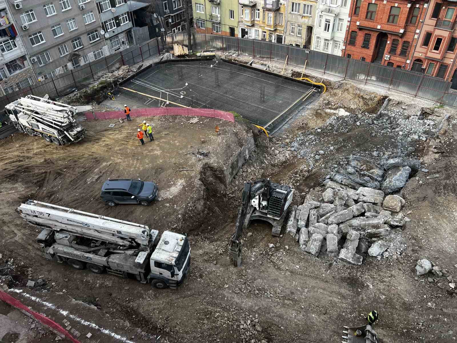 Fatih’te ‘Recep Tayyip Erdoğan Anadolu İmam Hatip Lisesi Öğrenci Yurdu’nun temeli atıldı
