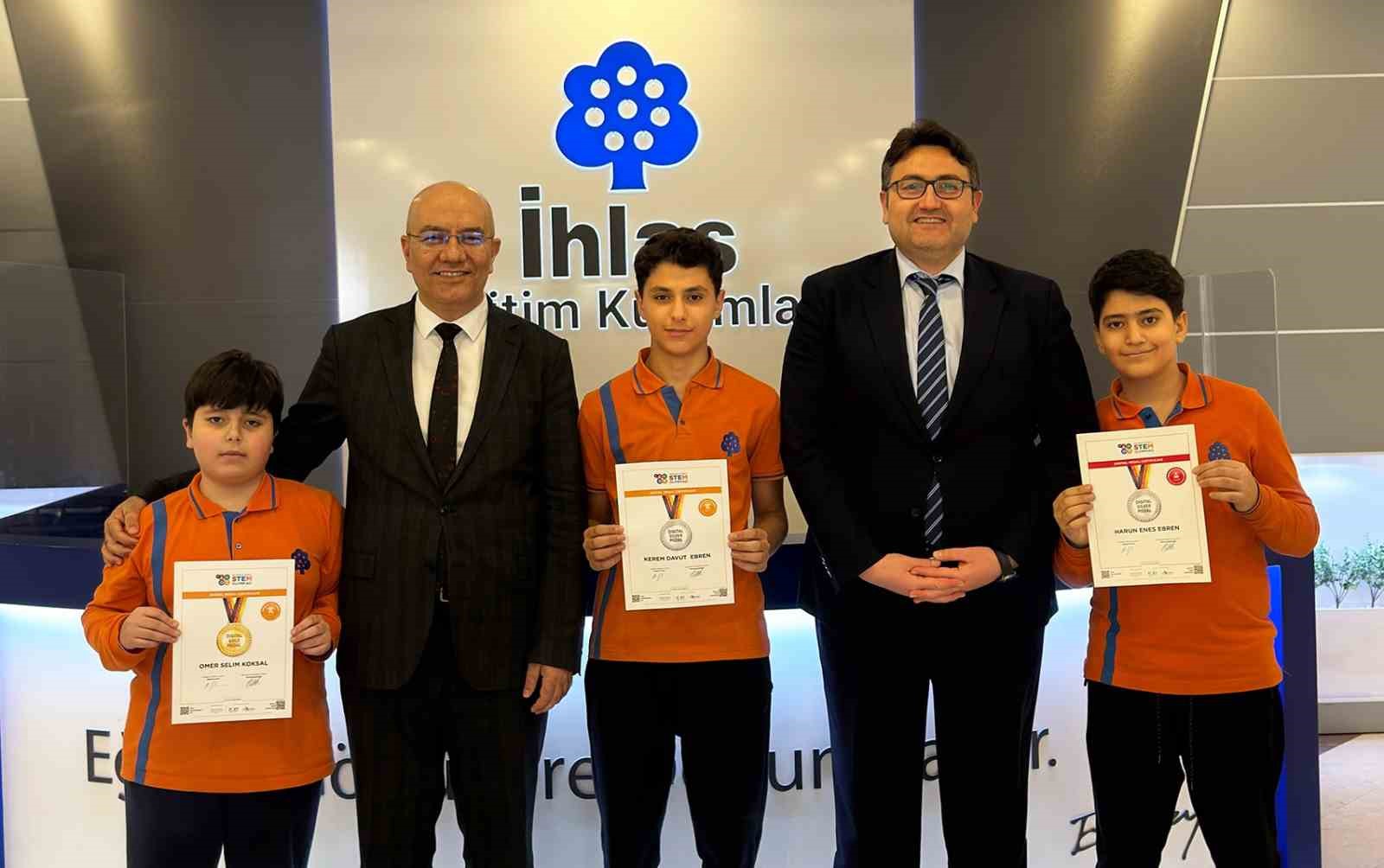 İhlas Koleji öğrencilerinden Uluslararası Stem Olimpiyatları’nda büyük başarı
