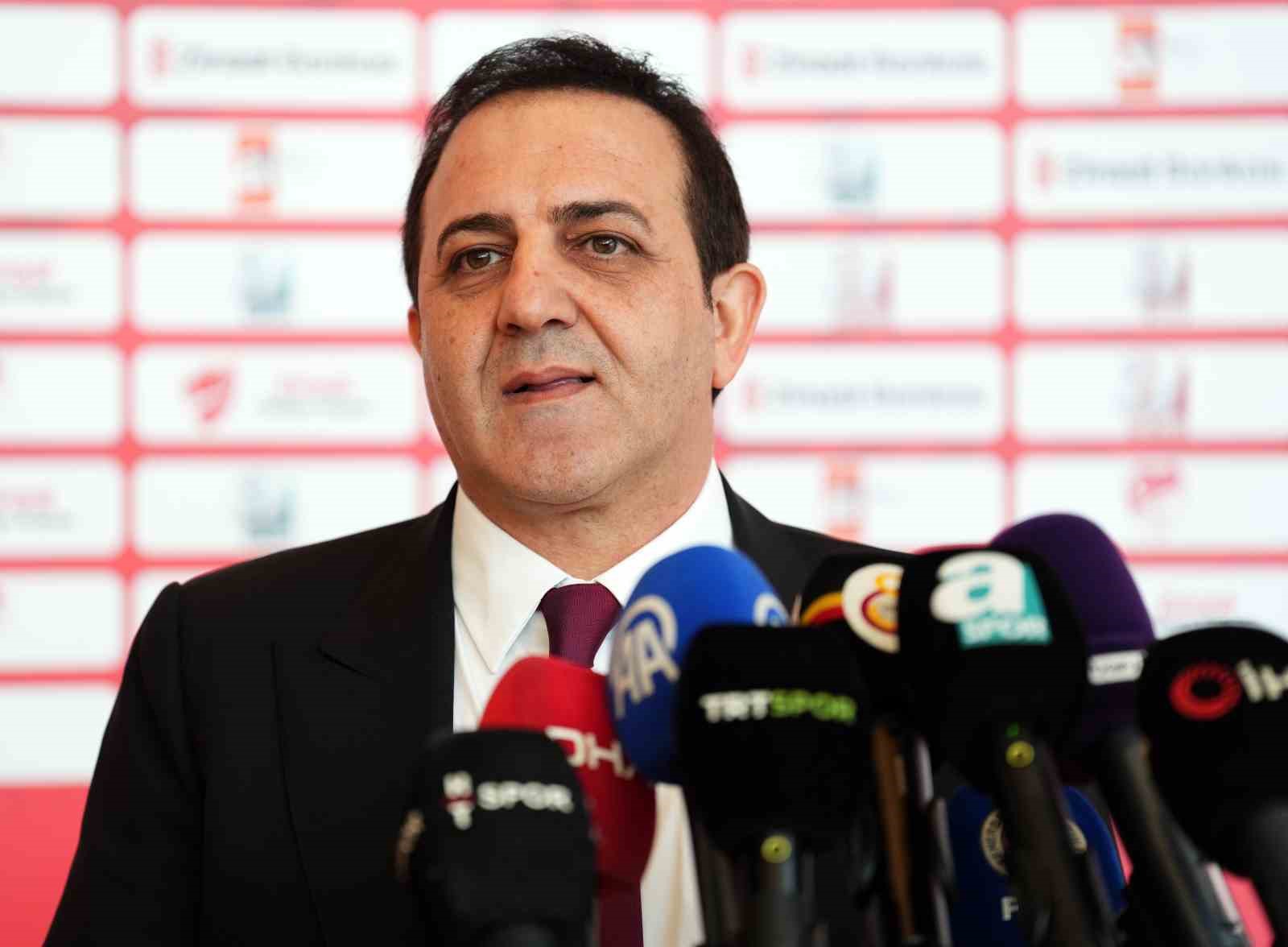 Abdullah Kavukcu: "İnşallah Liverpool’a karşı 3’te 3 yapacağız"
