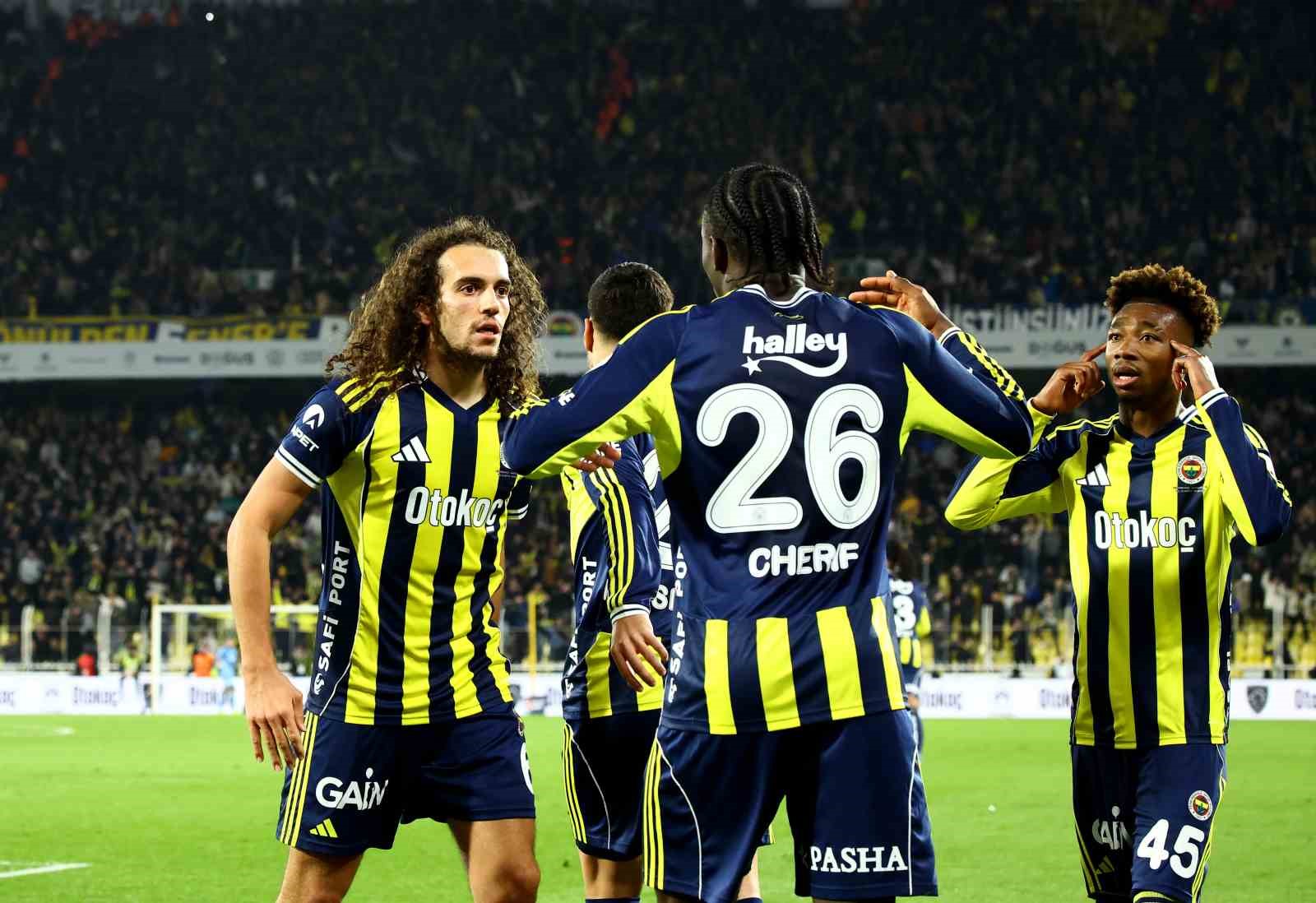 Fenerbahçe, Fatih Karagümrük’e konuk olacak
