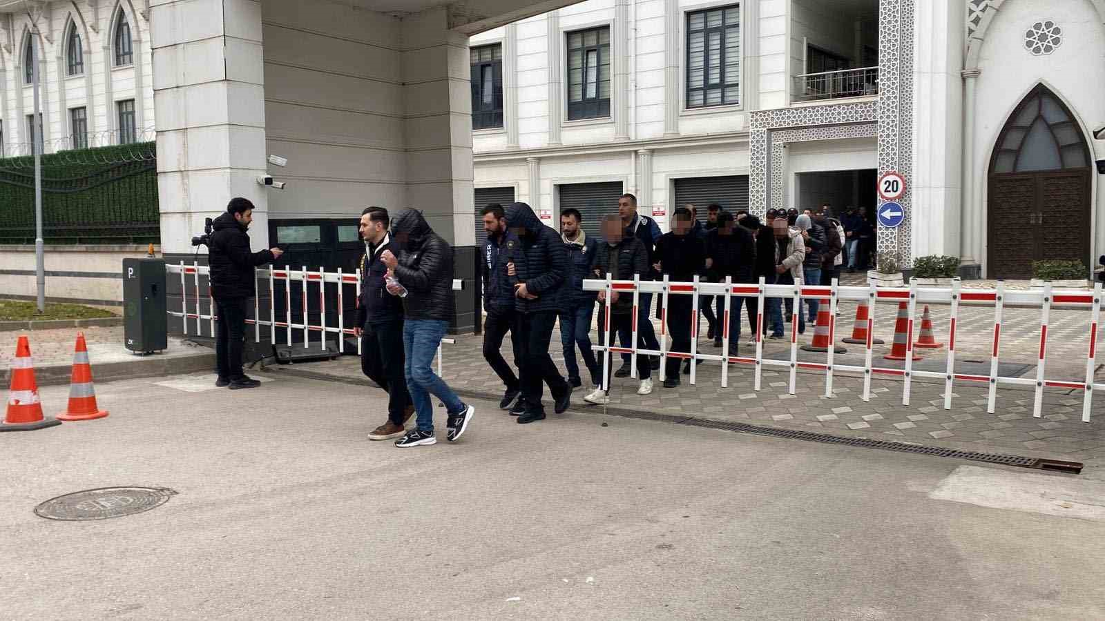 105 milyonluk vurgunun zanlıları adliyeye sevk edildi