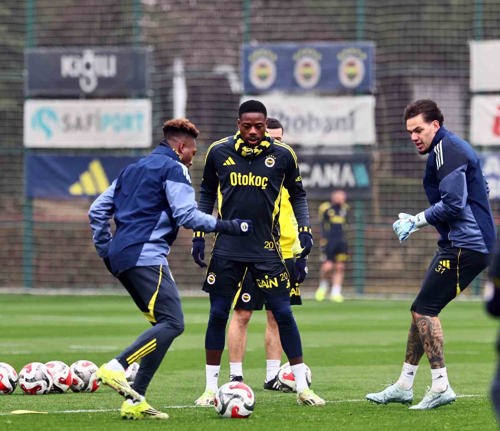 Fenerbahçe, Gaziantep FK maçı hazırlıklarına başladı
