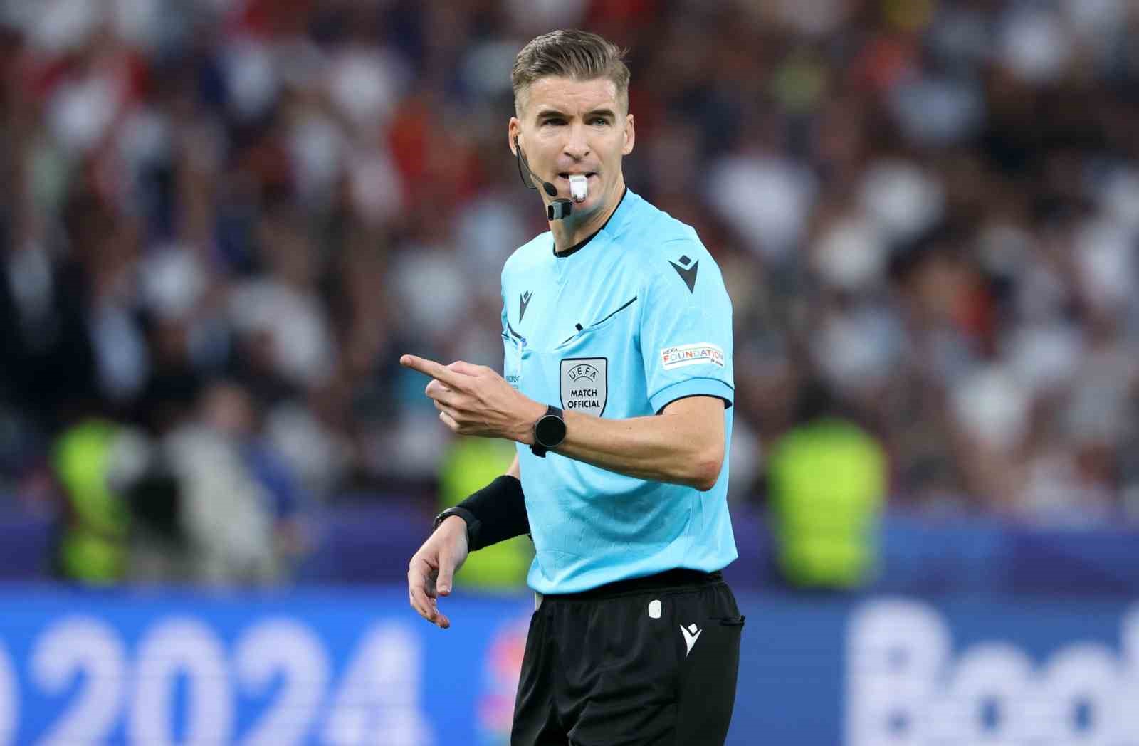 Türkiye - Romanya maçını François Letexier yönetecek
