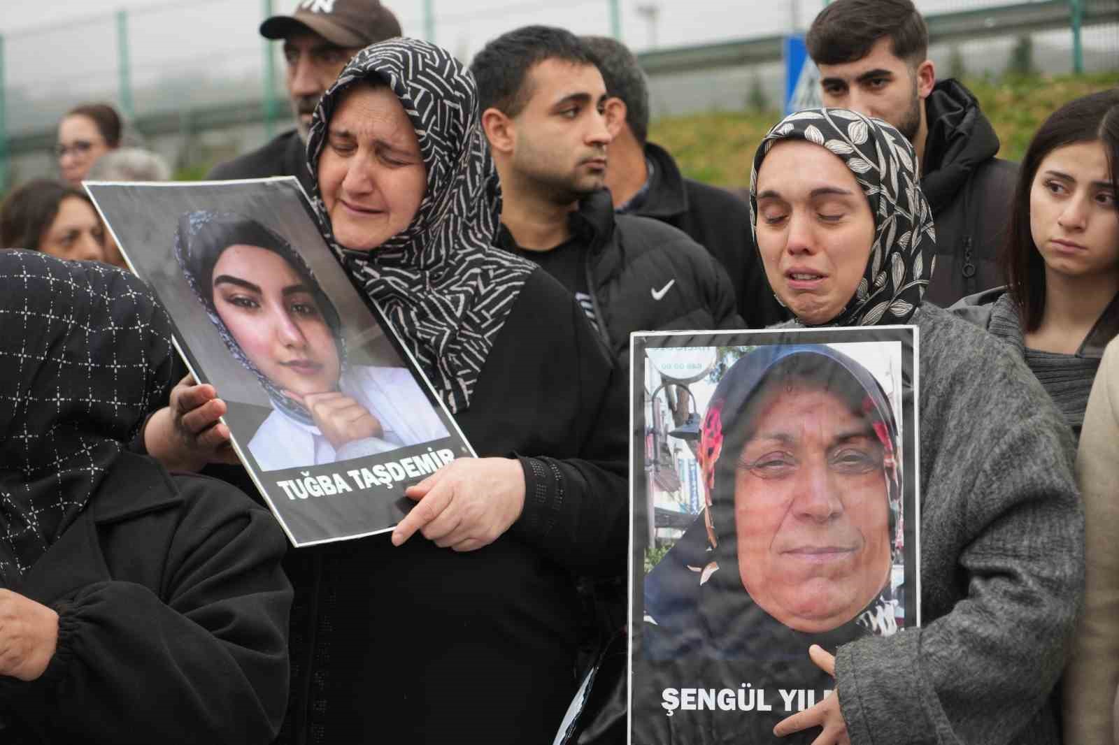 7 kişinin öldüğü yangın davasında aileler gözyaşlarına boğuldu