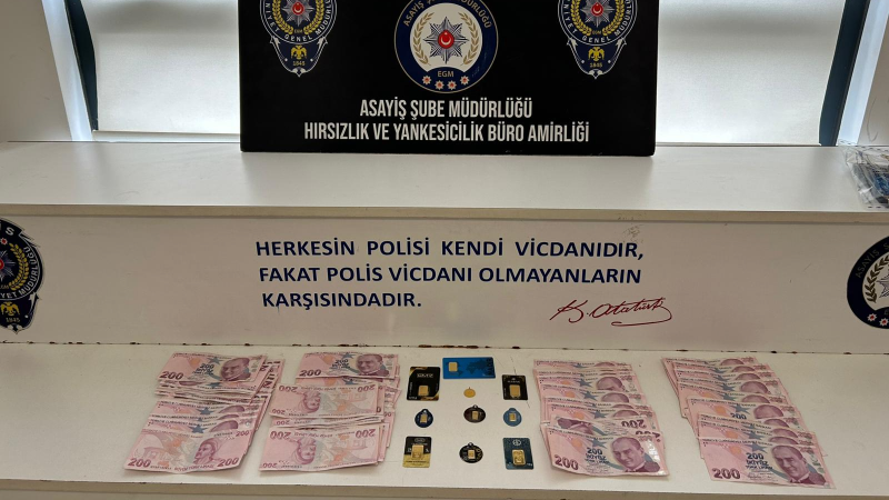 Altın dolu kasayı çaldı