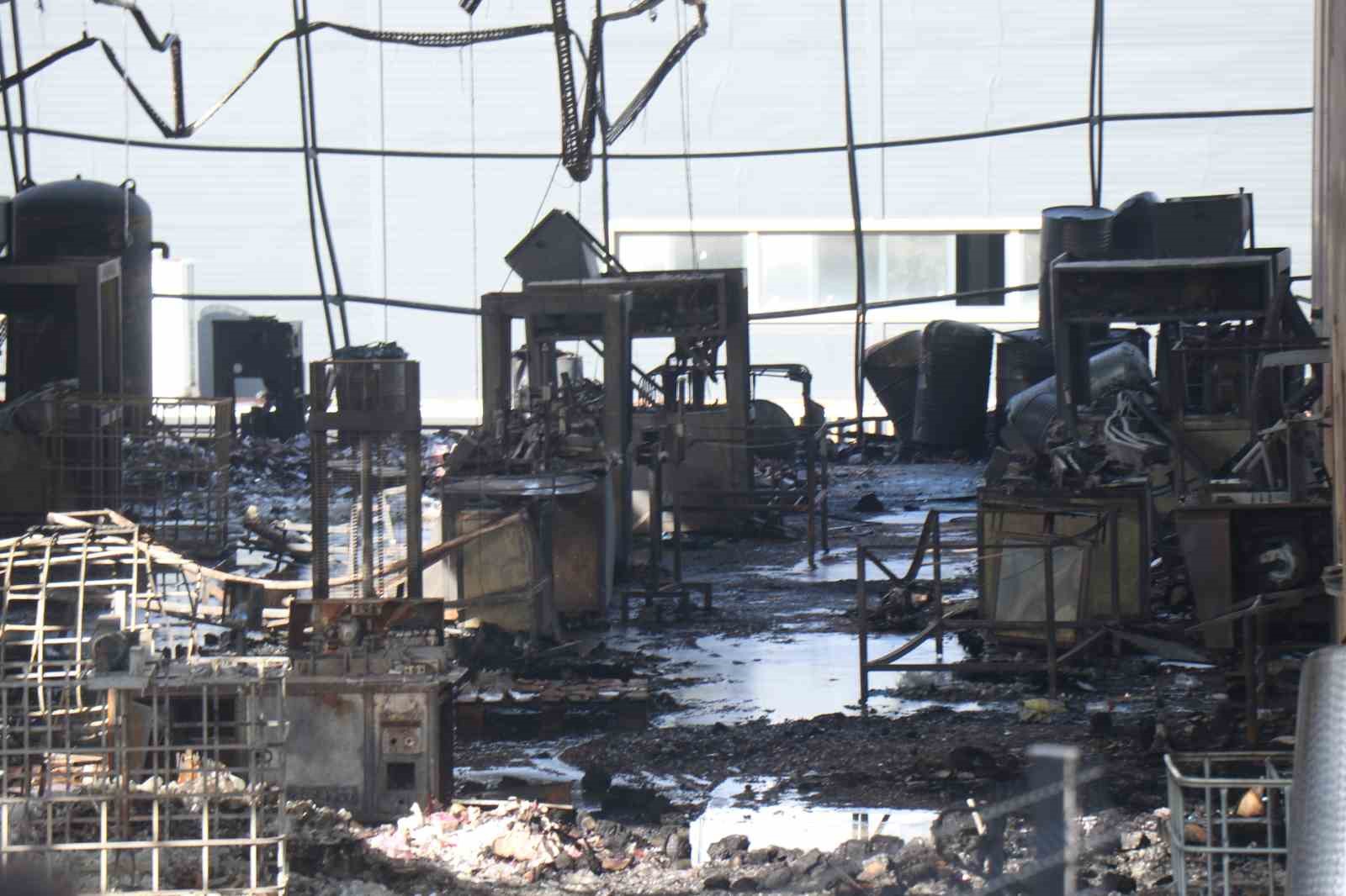 Patrondan nezarethanede para teklifi iddiası