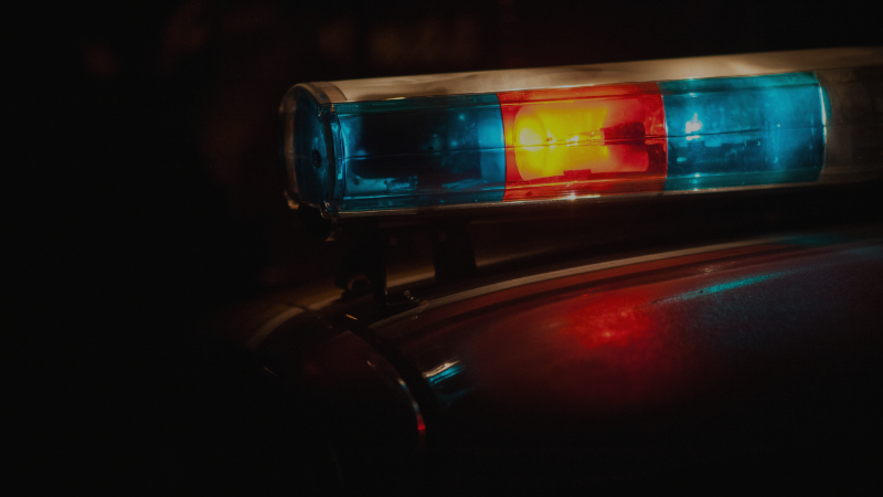 17 yaşındaki çocuk markette çıkan kavgada bıçaklandı