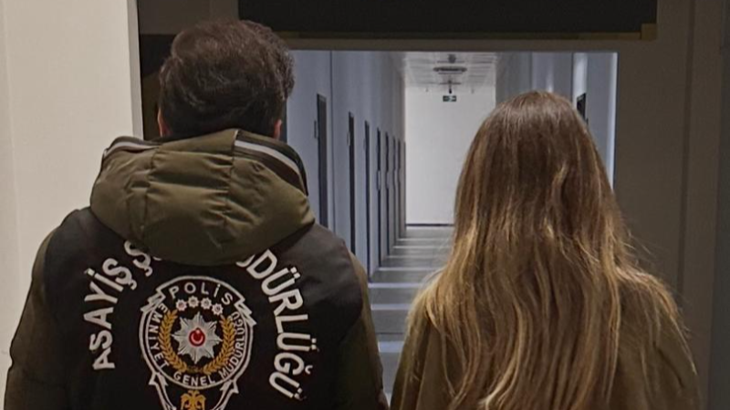 Kocaeli’de sahte kimlikle yakalandı