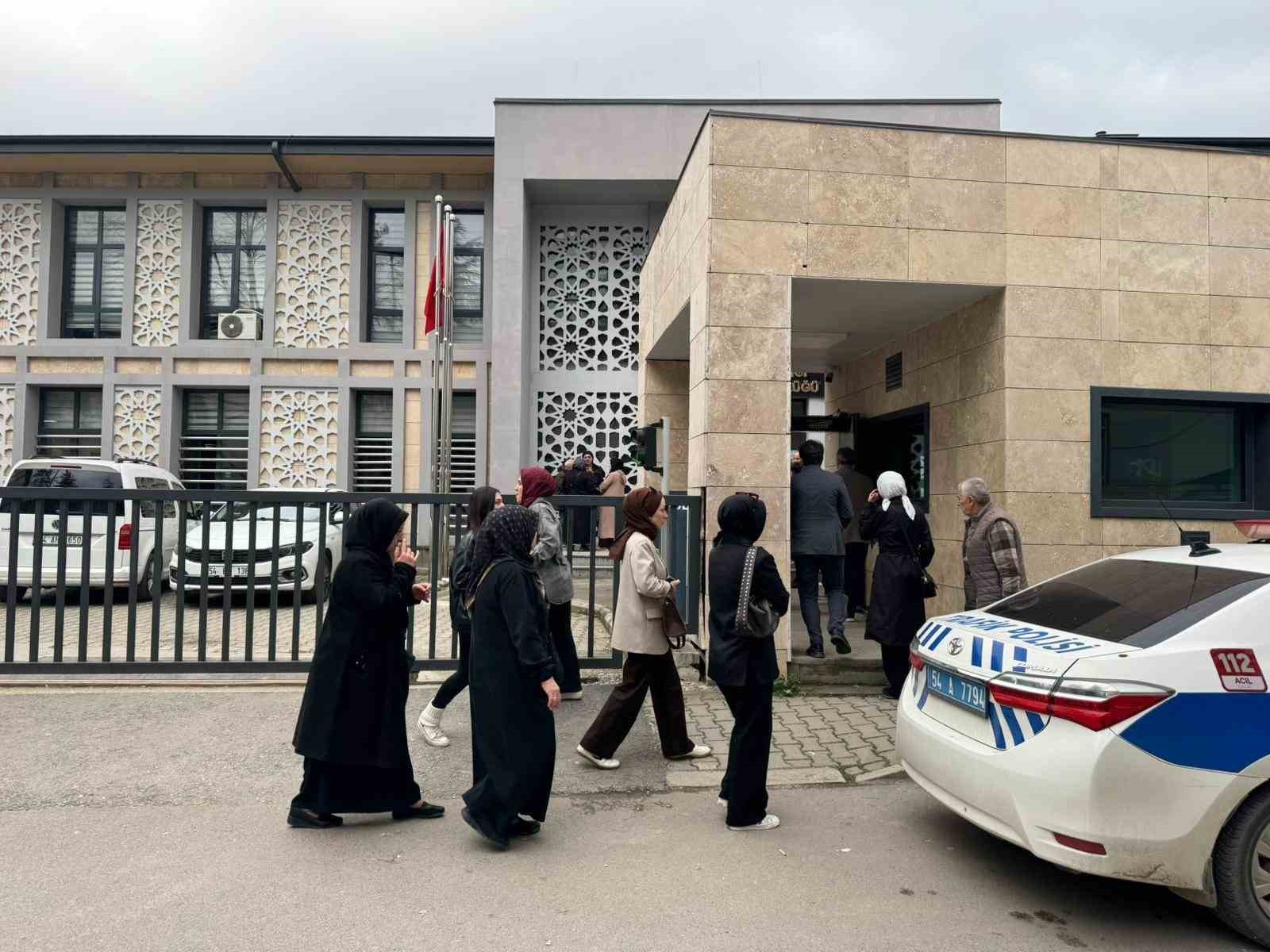 ’Umre dolandırıcılığı’ iddiasında firma sahibinden açıklama
