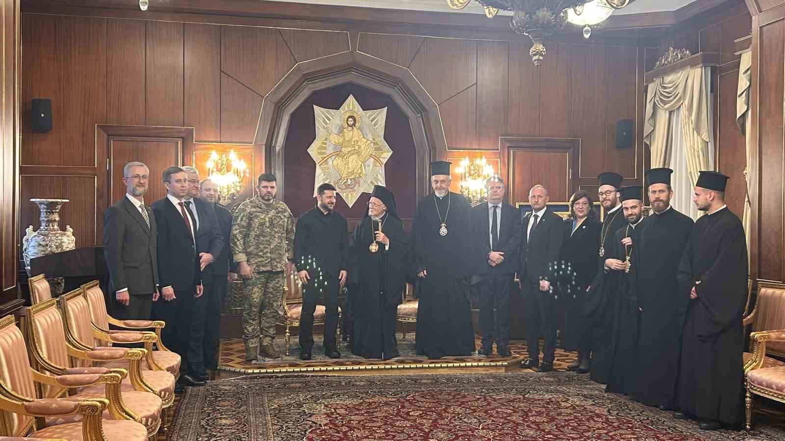 Ukrayna Devlet Başkanı Zelenskiy, Fener Rum Patriği Bartholomeos ile görüştü
