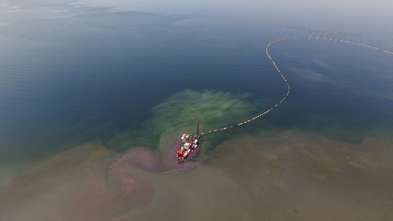 İzmit Körfezi'nden 1,8 milyon metreküp çamur çıktı!