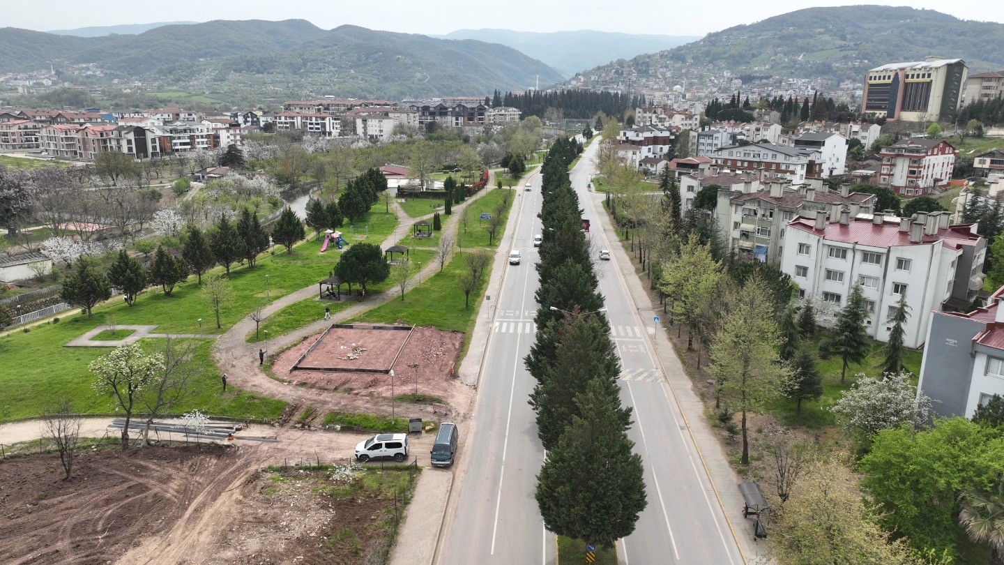Gölcük’te kadın el emeği satış mağazası için çalışmalar başladı