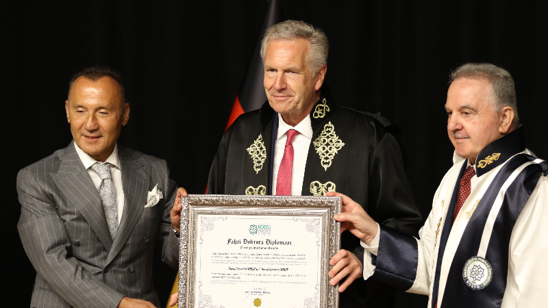 Almanya’nın 10. Cumhurbaşkanı Wulff’a Kocaeli’de fahri doktora