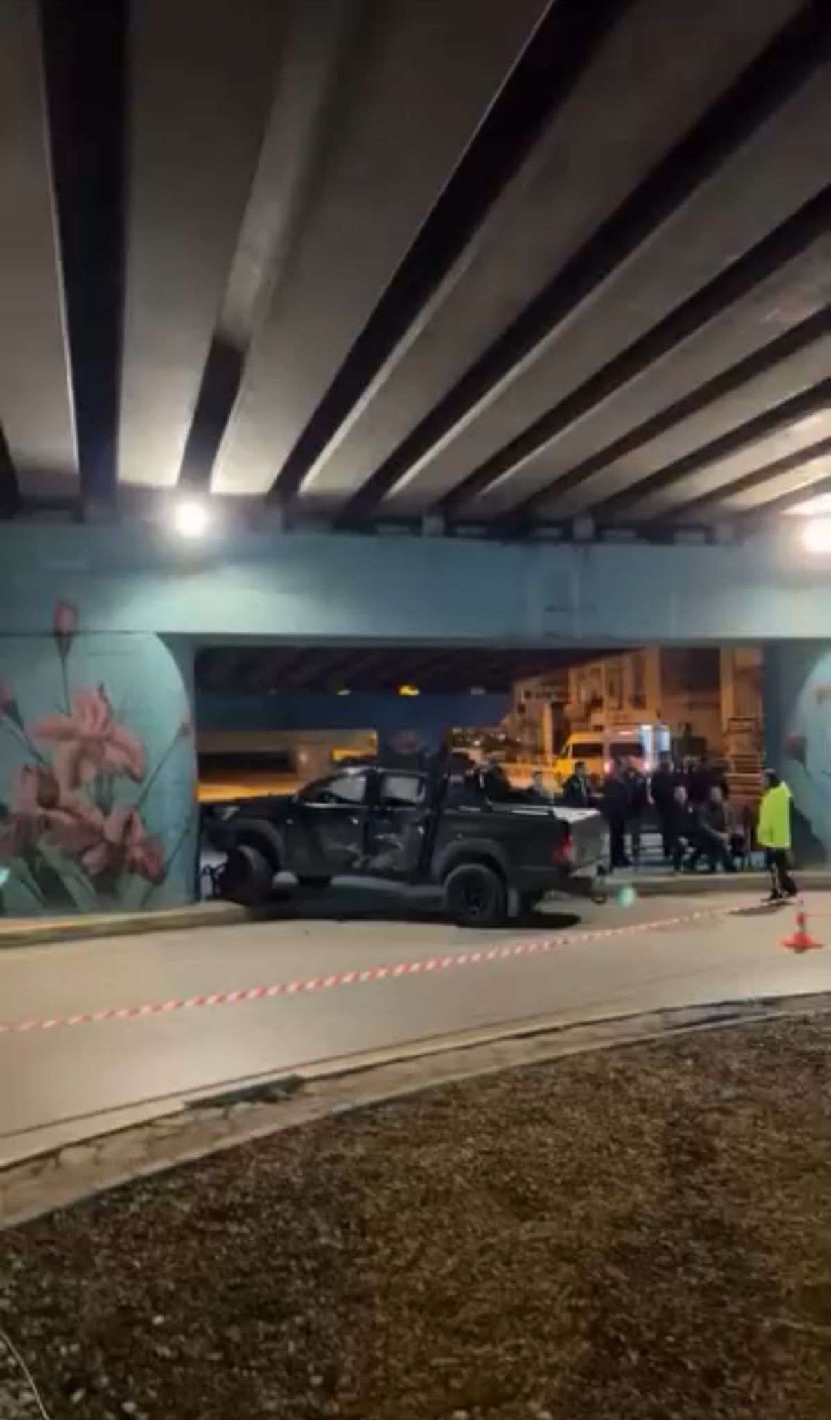 Gölcük'te korkunç kaza: Motosiklet pikaba çarptı!