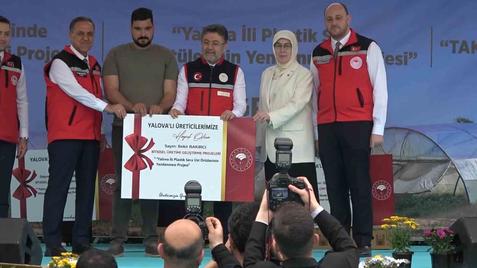 Bakan Yumaklı: "Tarımın sadece çiftçinin bir faaliyeti değil ülkelerin de bir milli güvenlik meselesi haline geldiğini unutmamak lazım"
