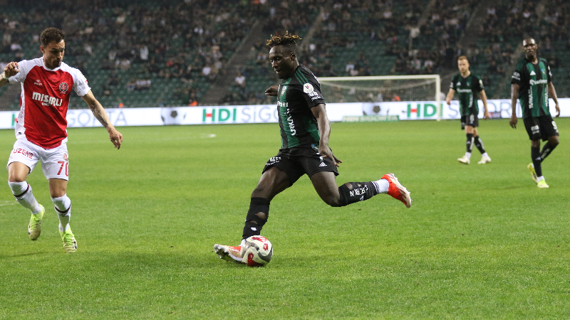 Kocaelispor evindeki son maçı kazanamadı