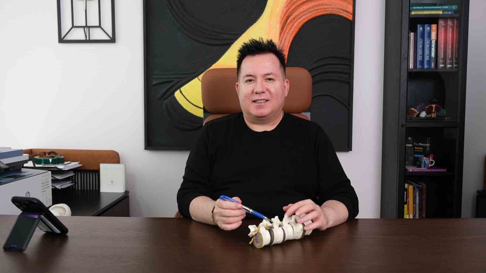 Ağrıyı göz ardı eden bel fıtığı hastalarına uyarı: "Sinir baskısı ilerleyebilir"
