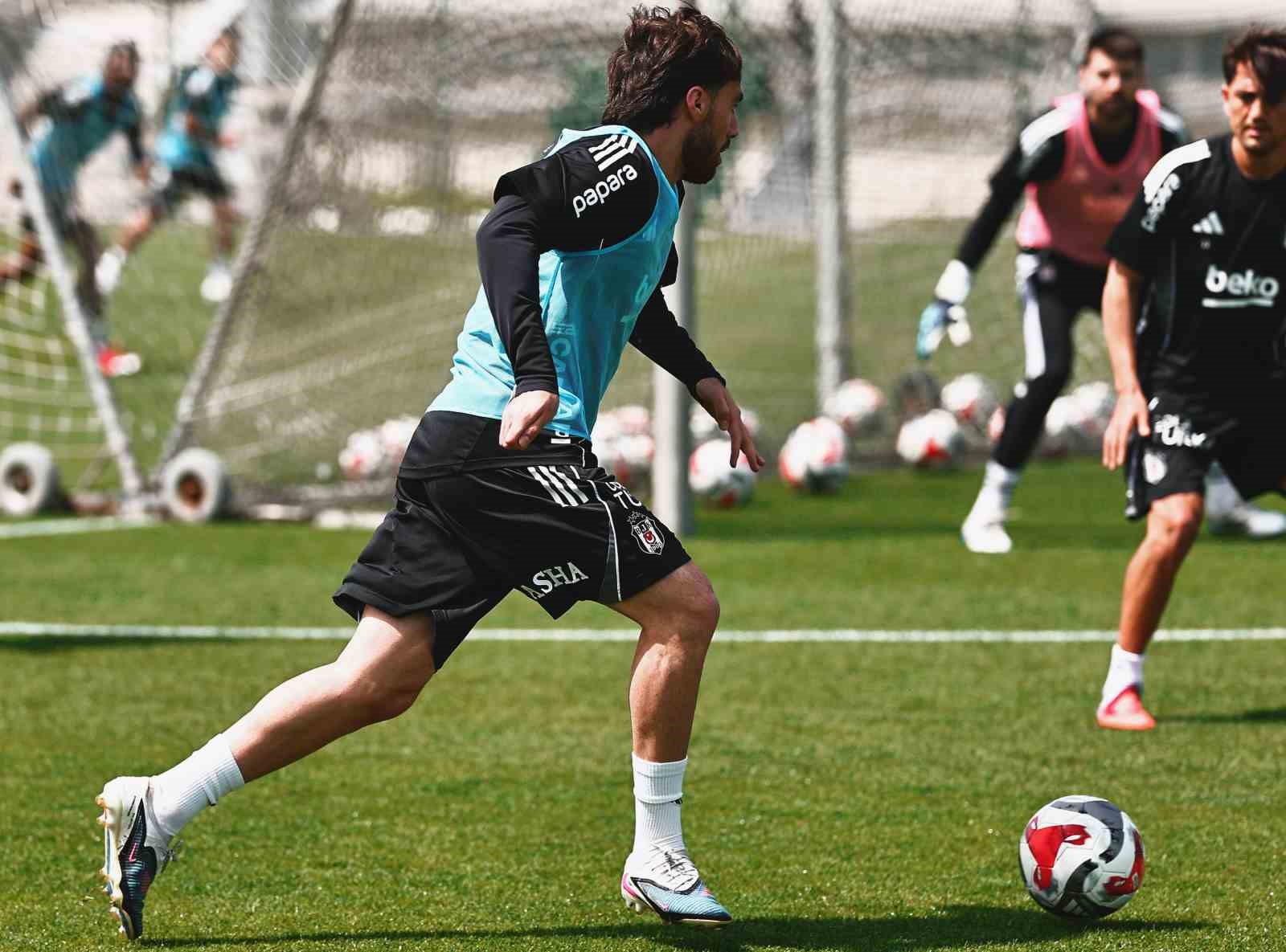 Beşiktaş’ta Çaykur Rizespor maçı hazırlıkları başladı
