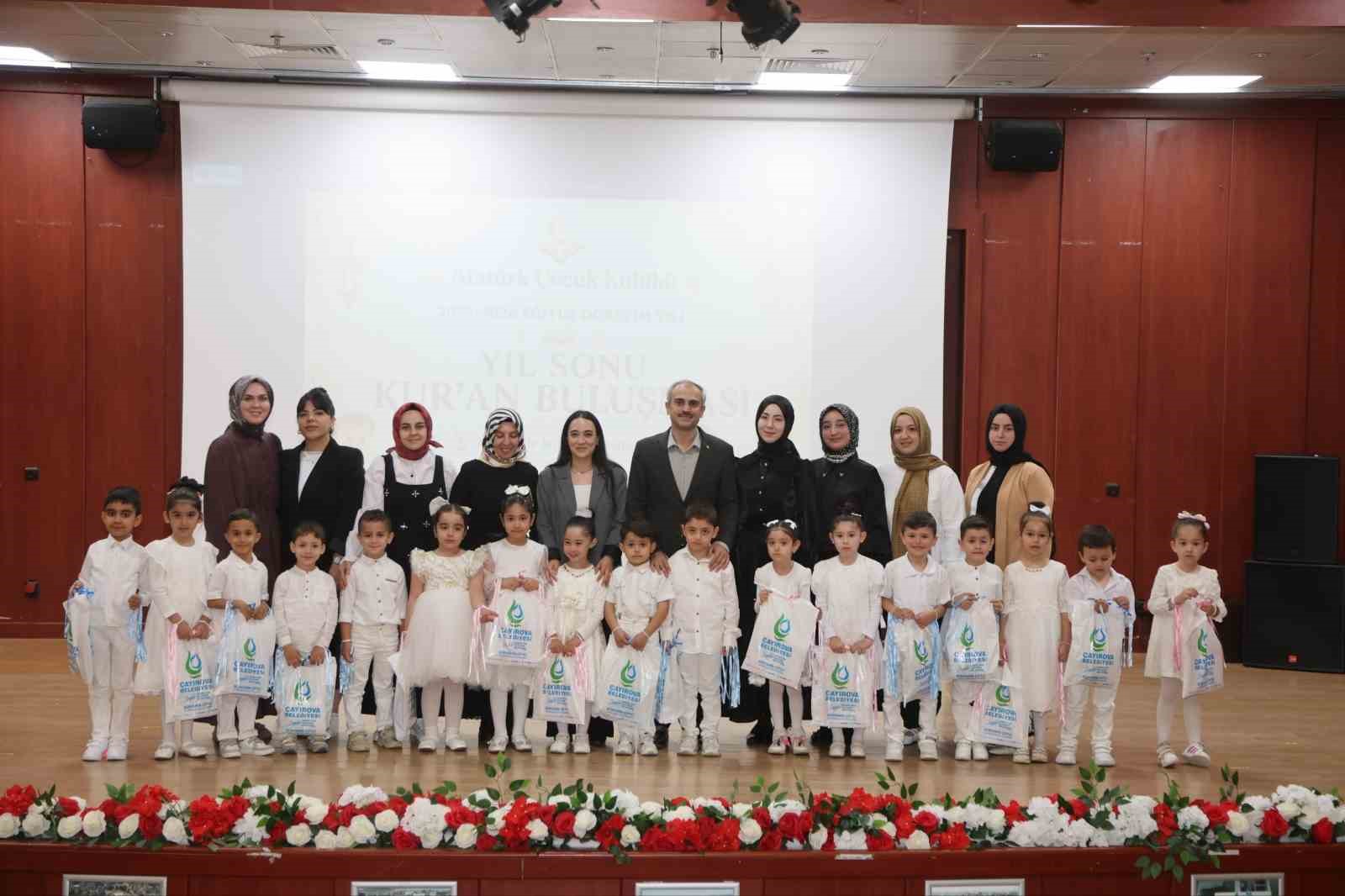 Çayırova’da minikler Kur’an-ı Kerim’e geçmenin heyecanını yaşadı
