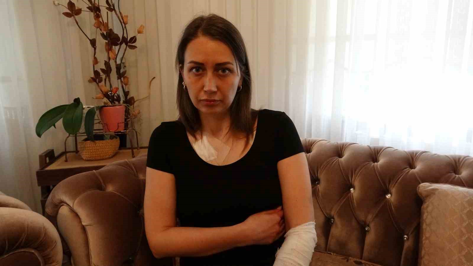 Sultangazi’de kan donduran saldırı: Marketten bıçak alıp eşinin önünü kesti, çocuğunun gözü önünde 6 yerinden yaraladı
