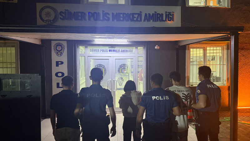Sakarya’dan gelen araçta uyuşturucu bulundu