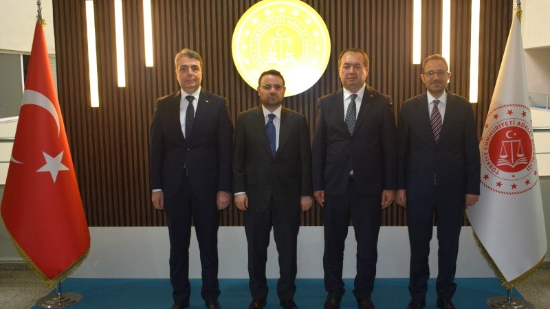 Adalet Bakanı Gürlek'ten Kocaeli Adliyesine ziyaret