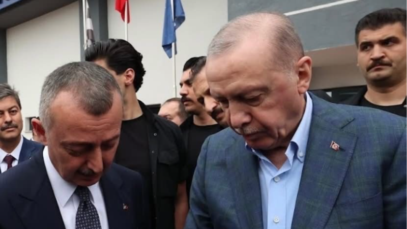 Cumhurbaşkanı Erdoğan’dan Kocaelispor Müzesi’ne imzalı forma