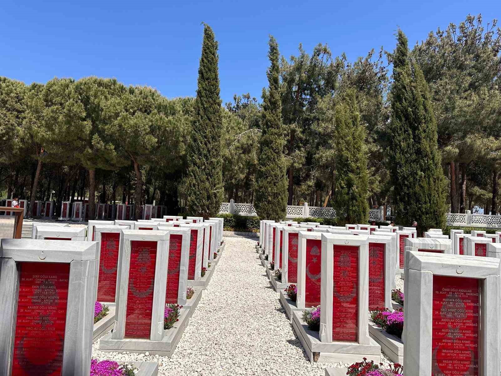 Esenyurtlu gençler 19 Mayıs’ta tarihle buluştu

