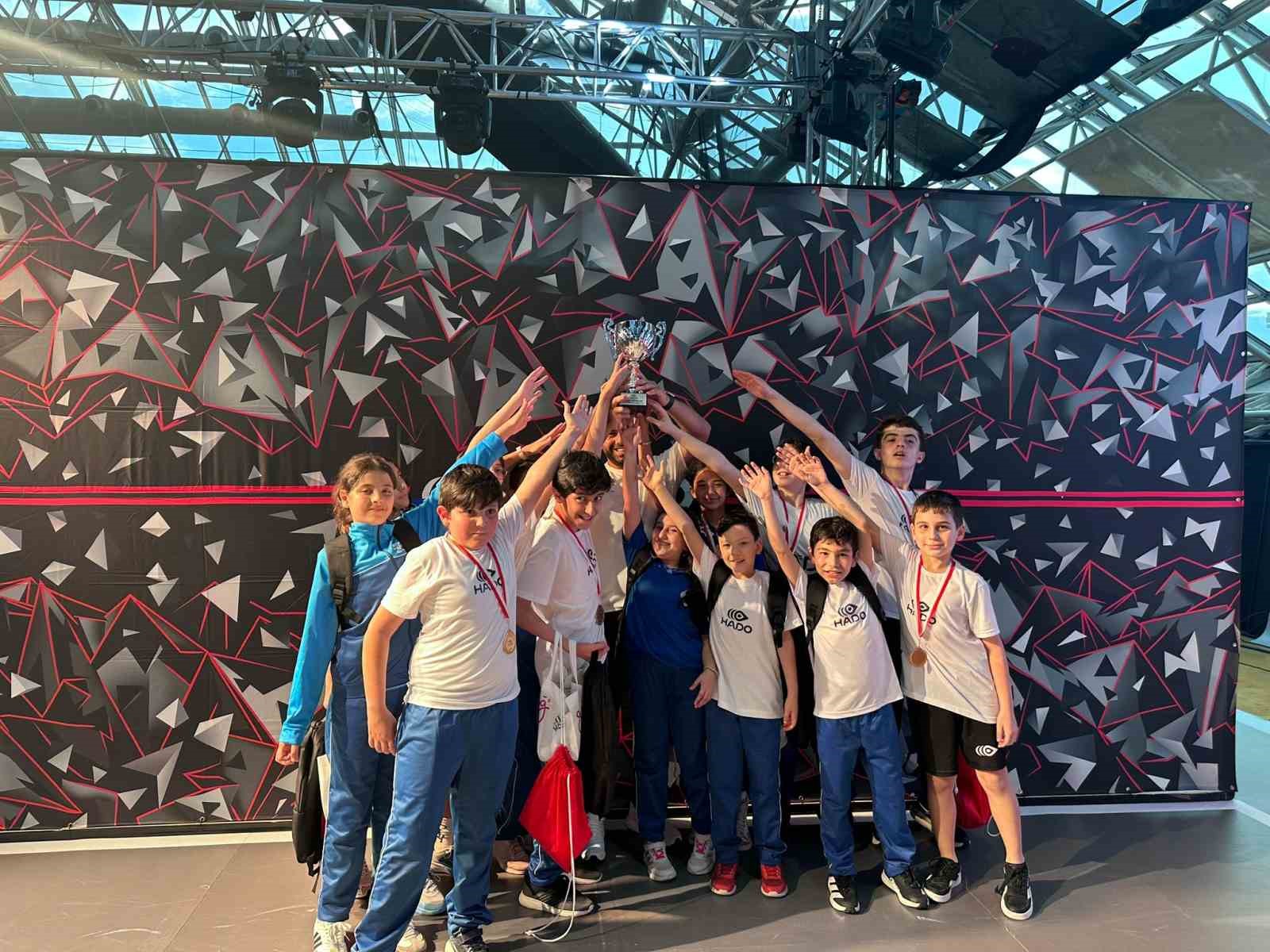Hado Akademi, Junior Cup’ta Türkiye Şampiyonu oldu
