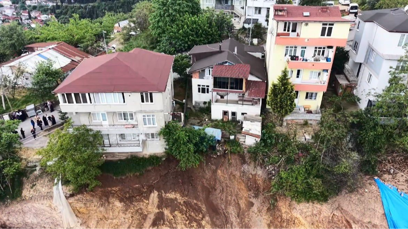 Toprak kaymasının faturası kesildi!