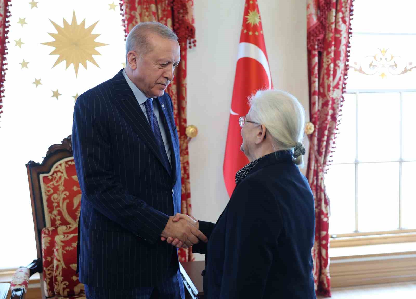 Demokrasi şehitleri mağdurları ilk kez Dolmabahçe’de
