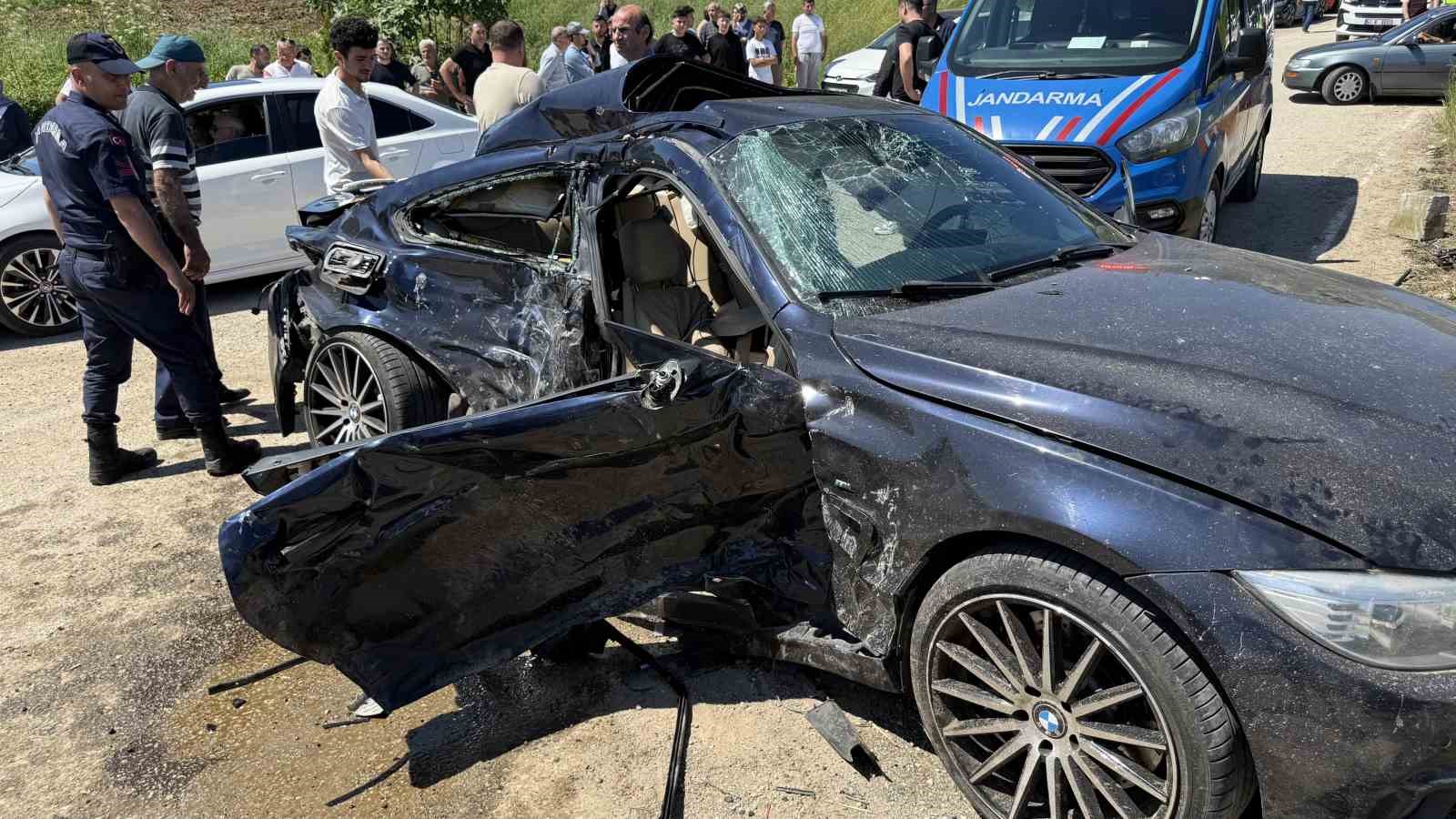 Sakarya’daki kazada ağır yaralanan çocuk yaşam mücadelesini kaybetti
