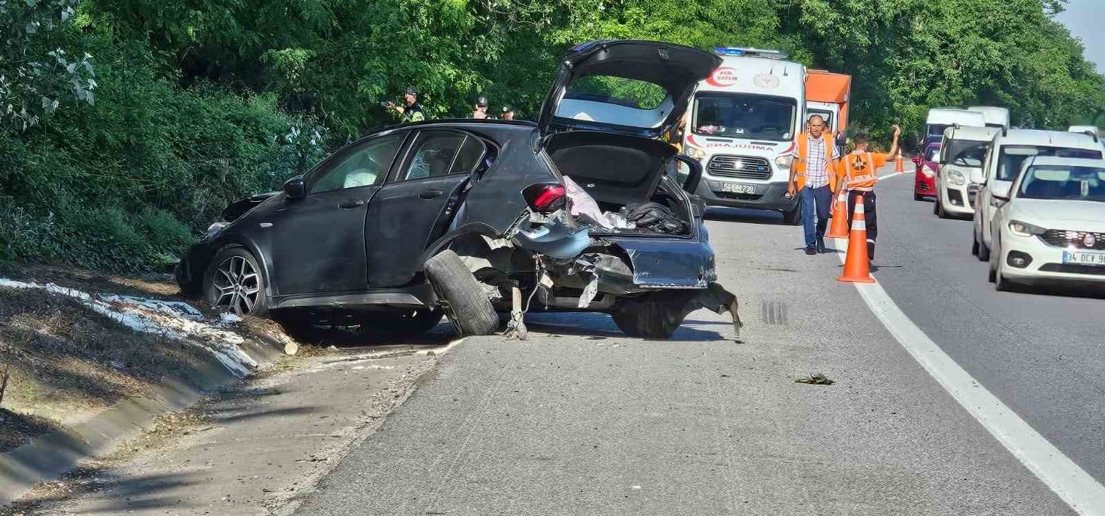 Memlekete bayram yolculuğu hastanede bitti: 3 yaralı
