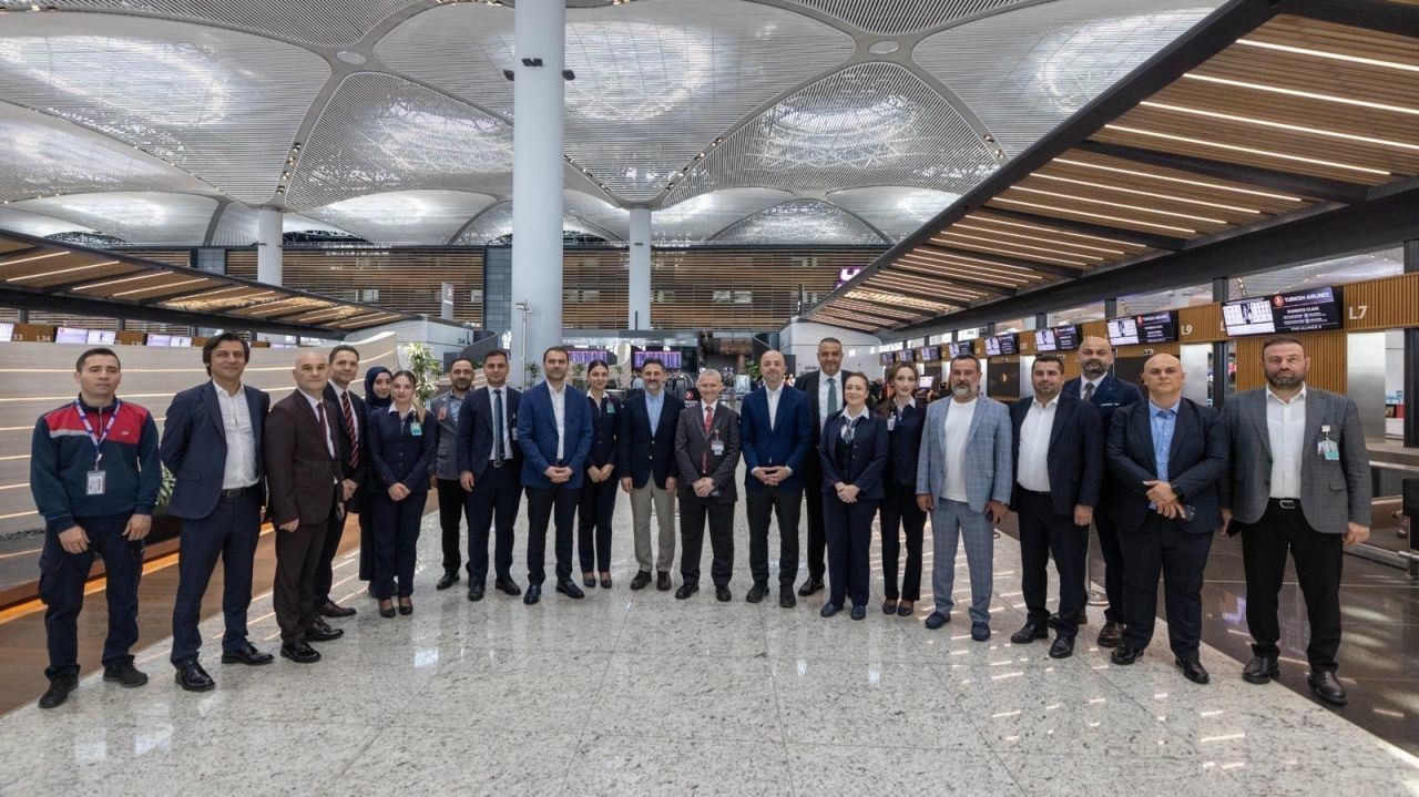 THY Yönetim Kurulu Başkanı Şeker, personelin ve yolcuların Kurban Bayramı’nı kutladı
