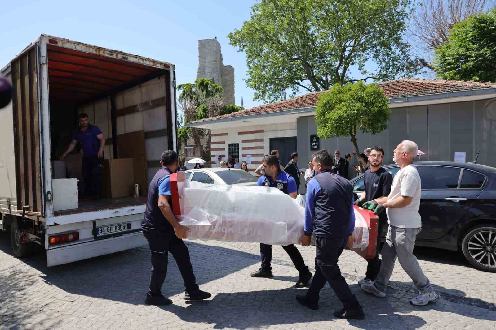 Vakıflar Genel Müdürlüğüne devredilen Yerebatan Sarnıcı tahliye edildi
